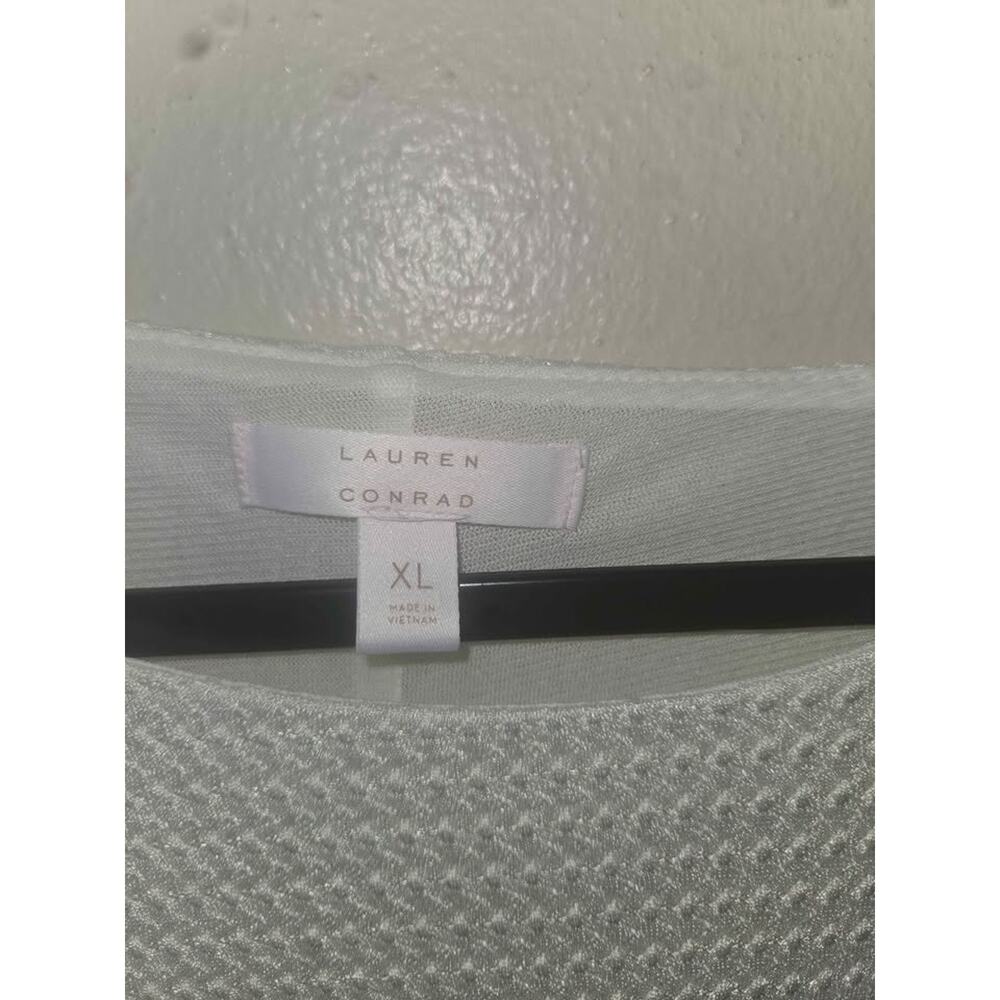 Lauren Conrad XL white top - Picture 3 of 4